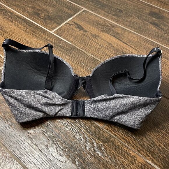 🖤 **Black Lily of France Bra - Size 34D** 🖤 - Picture 3 of 4